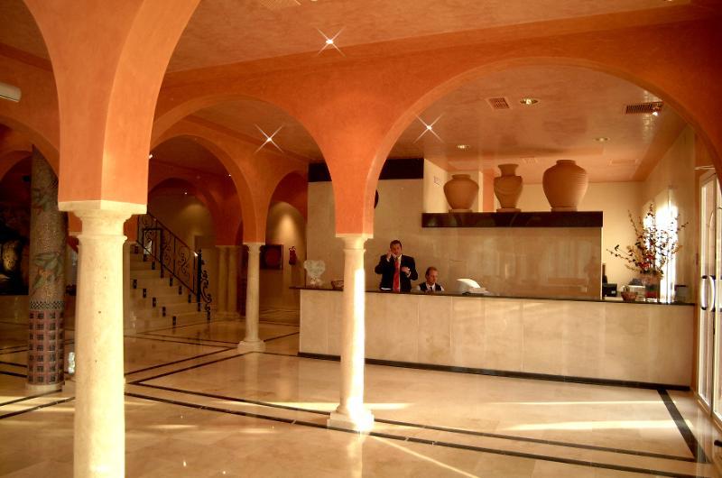Hotel Fuente Las Piedras Cabra Ngoại thất bức ảnh
