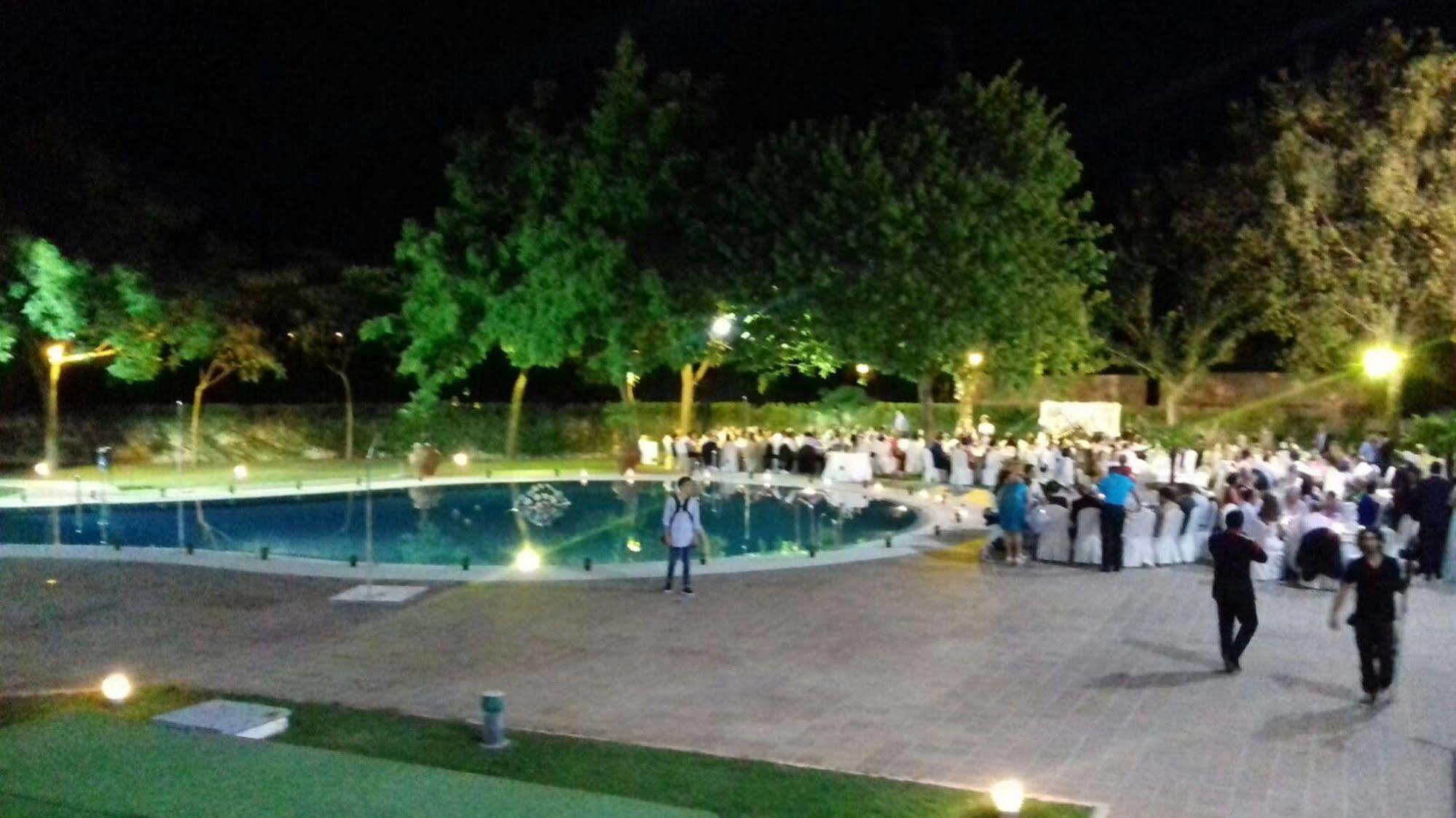 Hotel Fuente Las Piedras Cabra Ngoại thất bức ảnh